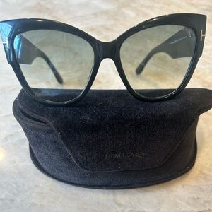 Tom ford sunglasses